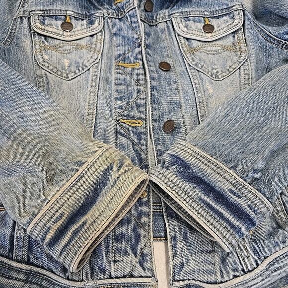 Vtg Abercrombie & Fitch Womens Denim Trucker Jacket Sz M Distressed Y2K Cropped - Picture 10 of 11